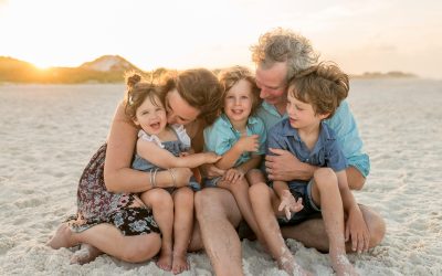 What Time Should You Schedule Family Photos at the Beach?